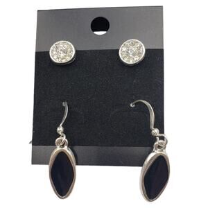 5/10 NWT 2 pair of silver tone Rhinestone and black drop earrings